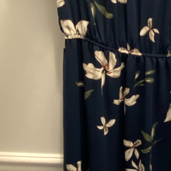 Dynamite Floral Maxi Dress - Picture 4 of 4